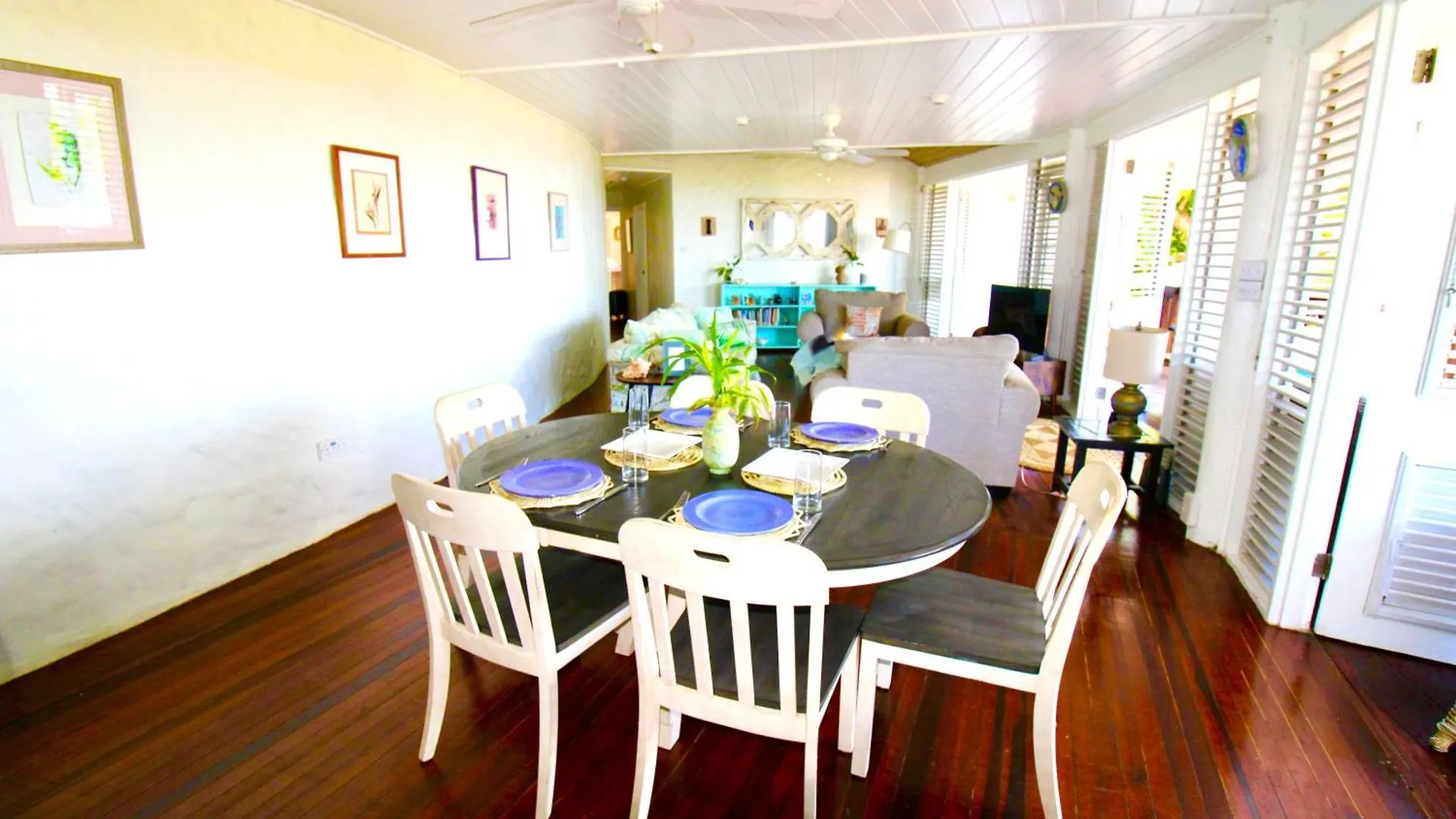 Hummingbird Villa - Tropical 3 Bedroom Villa With Panoramic Views Home Cap Estate