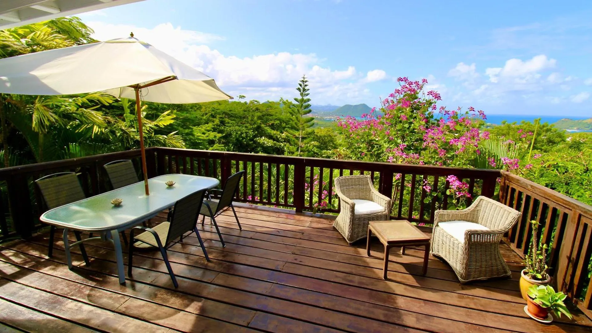 Hummingbird Villa - Tropical 3 Bedroom Villa With Panoramic Views Home Cap Estate Saint Lucia