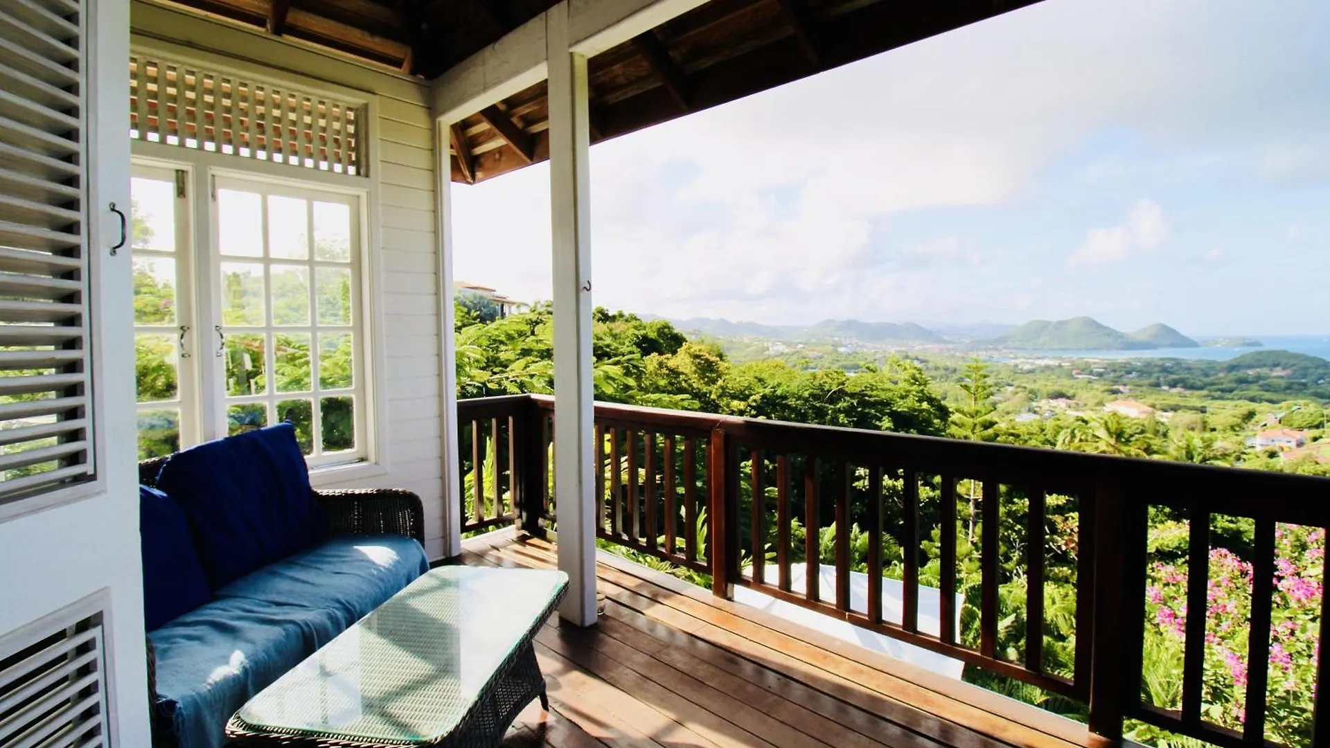 Hummingbird Villa - Tropical 3 Bedroom Villa With Panoramic Views Home Cap Estate 0*,  Saint Lucia