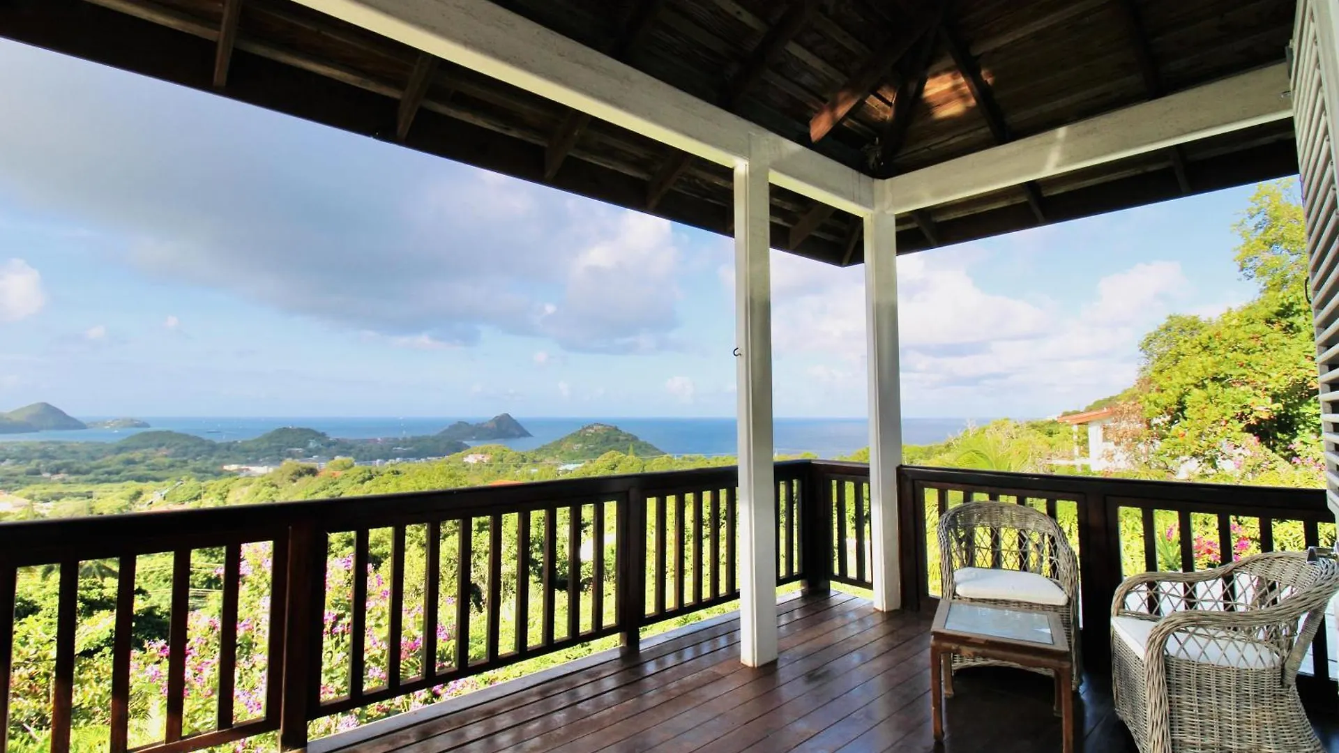 Hummingbird Villa - Tropical 3 Bedroom Villa With Panoramic Views Home Cap Estate